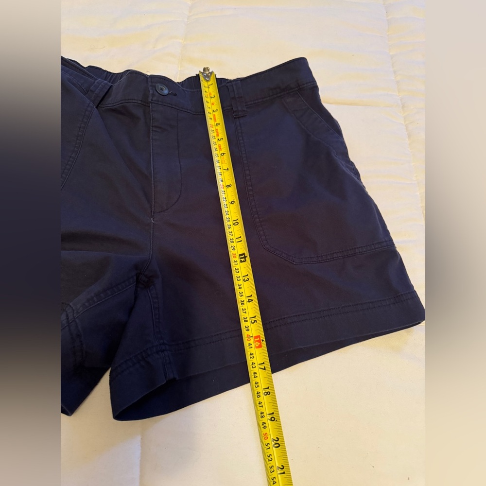Old Navy Women's Dark Blue High Rise OG Chino Shorts size XL - Picture 2 of 7